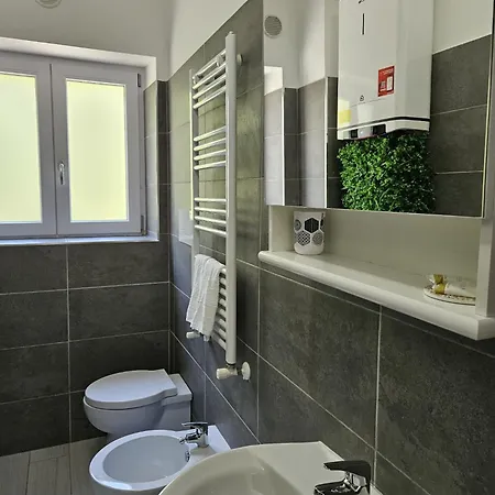 Nocleg ze śniadaniem Pinukhouse Salerno