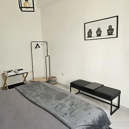 Nocleg ze śniadaniem Pinukhouse Salerno